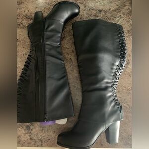NWT Torrid Extra-Wide Calf Knee-High Boots with Lace-Up Detail Black 3” Heel